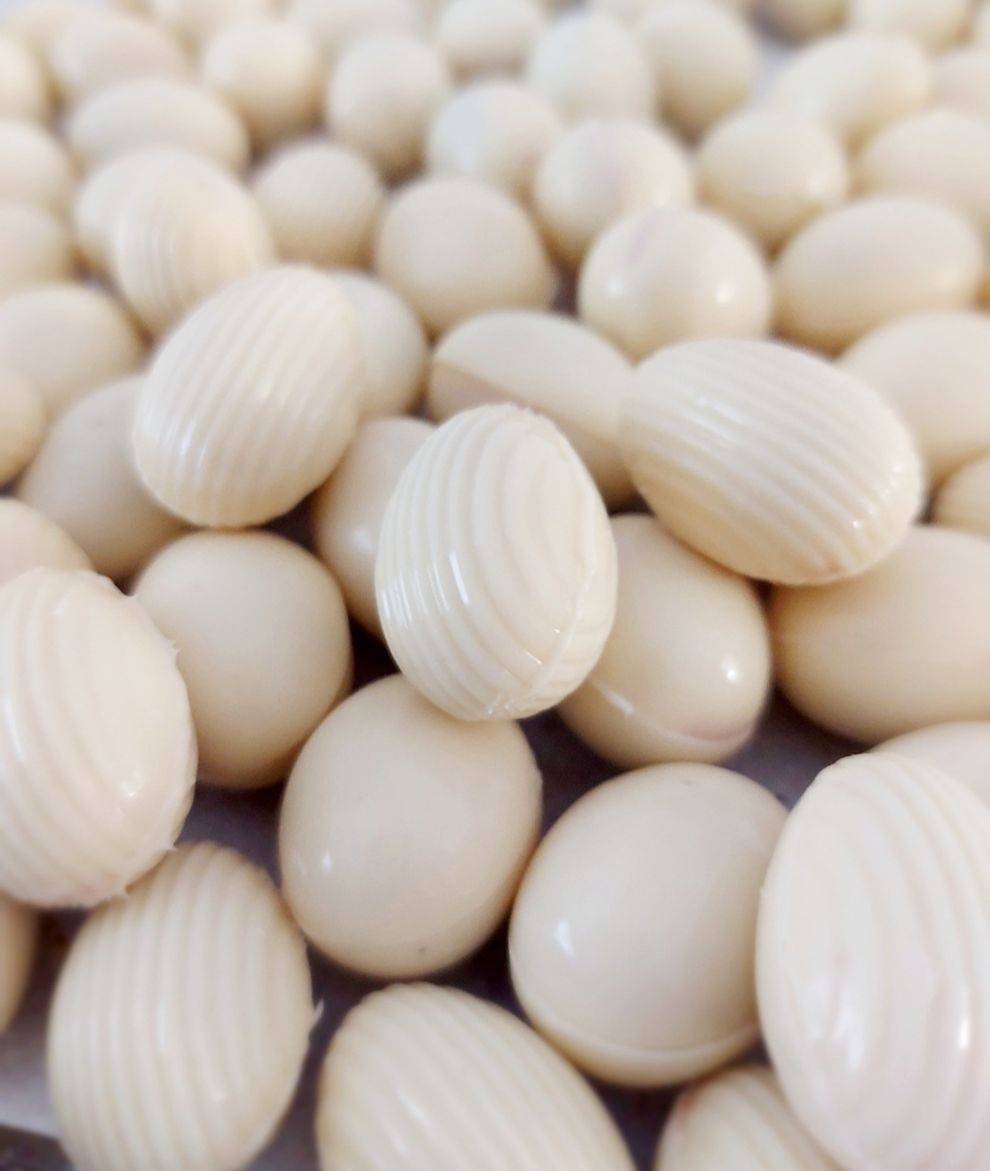 Bolsa 100 Gramos Huevitos  Rellenos ENVUELTOS 1