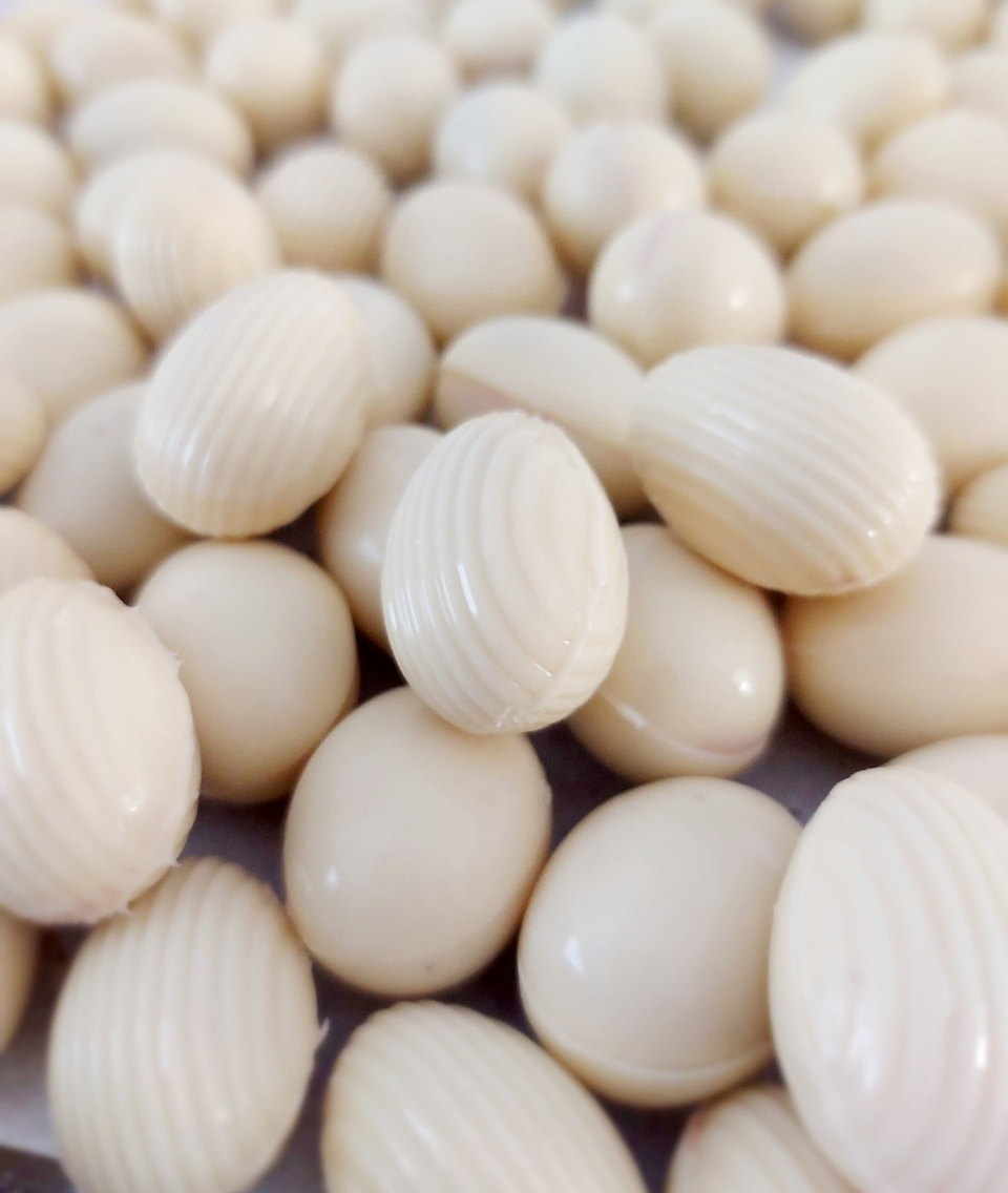 Bolsa 100 Gramos Huevitos  Rellenos ENVUELTOS 1