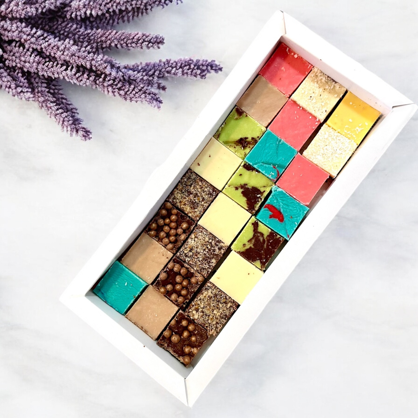 Caja 24 unidades chocolate artesanal 1