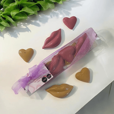 Mix besitos y corazones