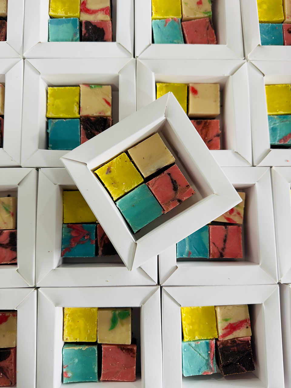 Caja 4 unidades chocolate regional 1