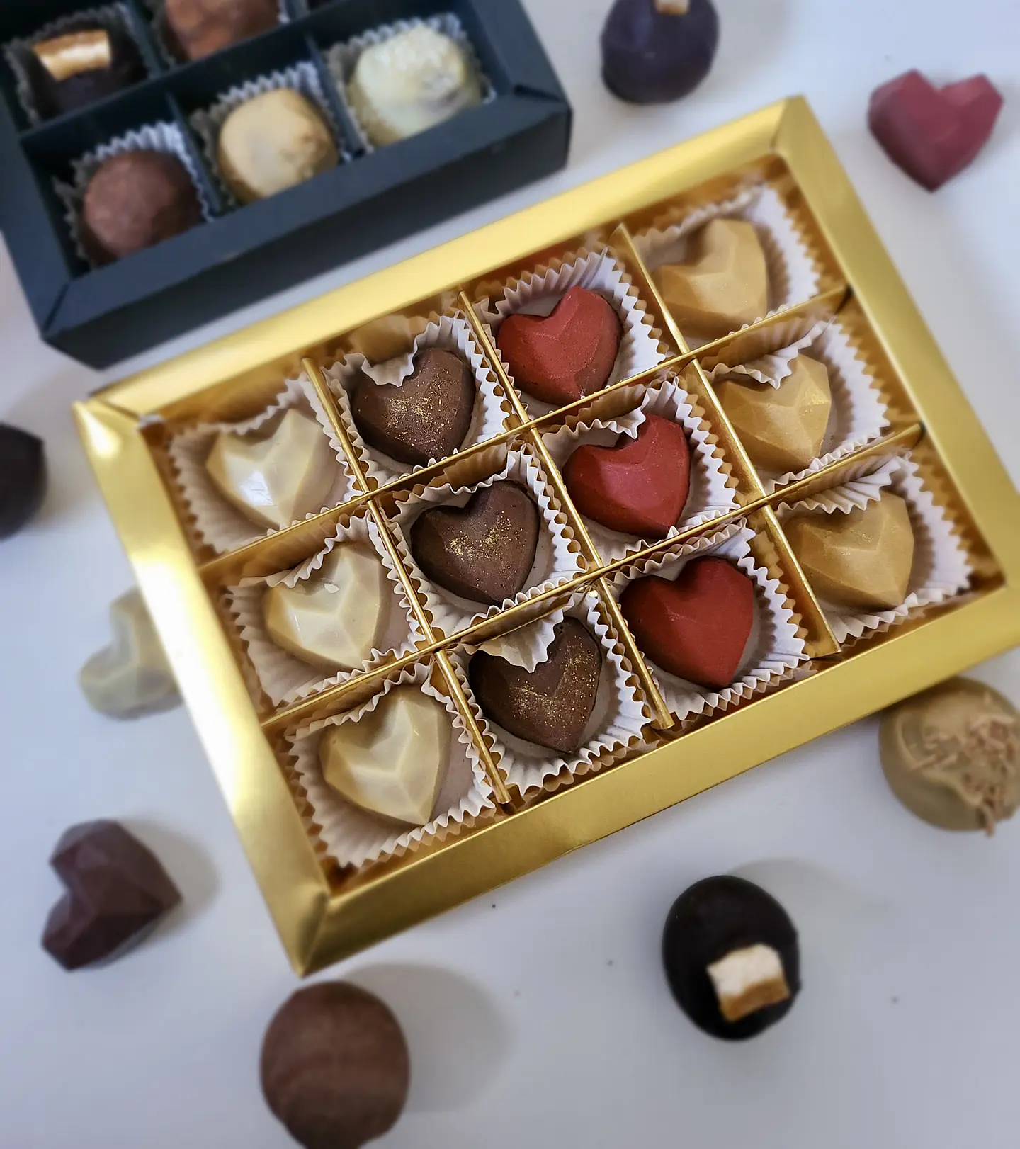 Los esenciales de Mamá -  Caja 12 bombones - PREVENTA EXCLUSIVA DIA DE LA MADRE 1