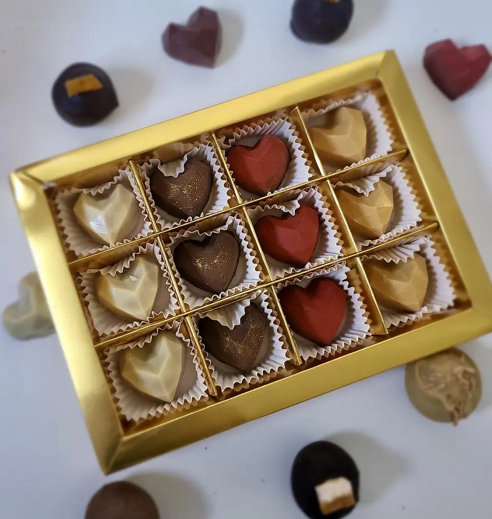 Los esenciales de Mamá -  Caja 12 bombones - PREVENTA EXCLUSIVA DIA DE LA MADRE 3