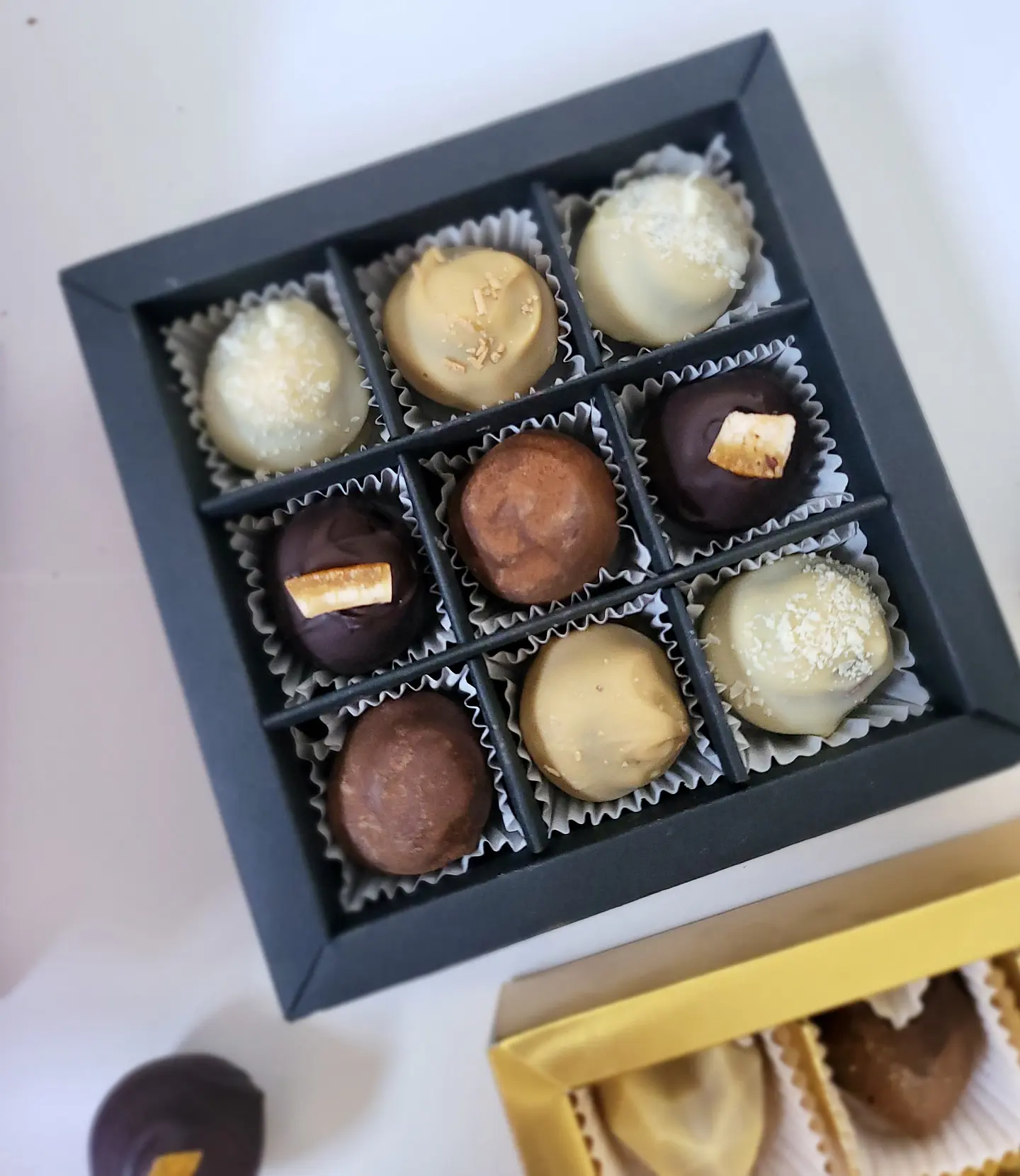 Las icónicas -  Selección de 9 trufas -  PREVENTA EXCLUSIVA DIA DE LA MADRE 5