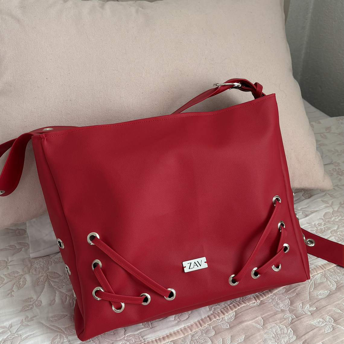 Bolso Carrie rojo  2