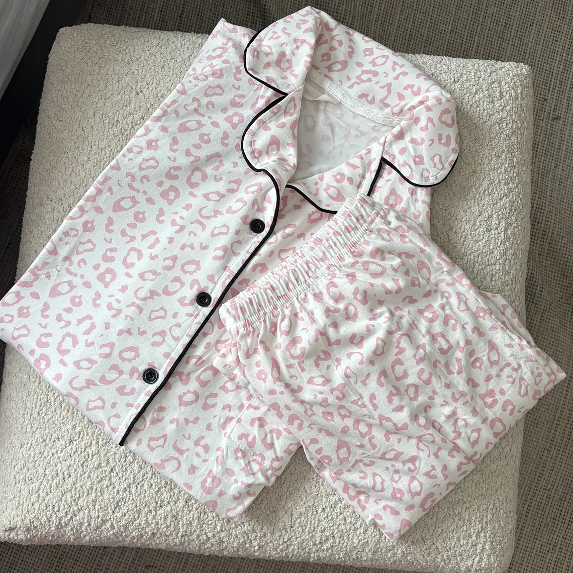 Pijama animal print rosado  1