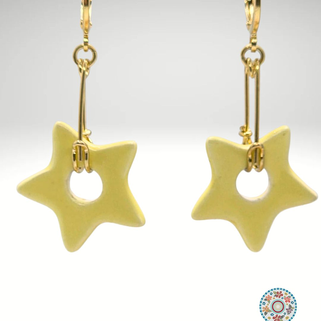 Aro colgante estrella amarillo pastel 1