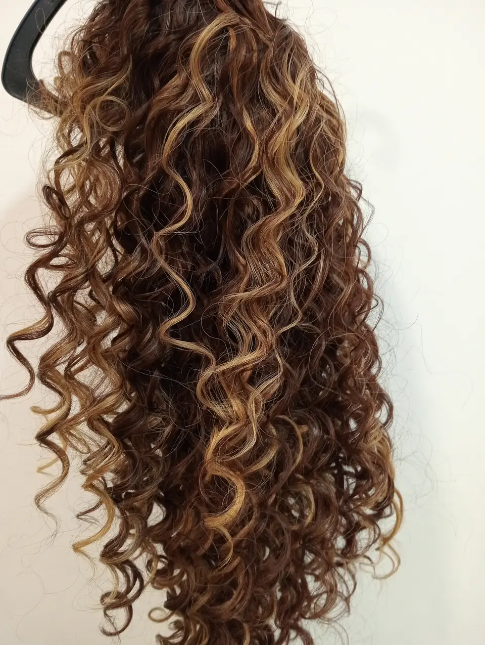 Peruca Wavy Morena Iluminada 63cm (250g) 4
