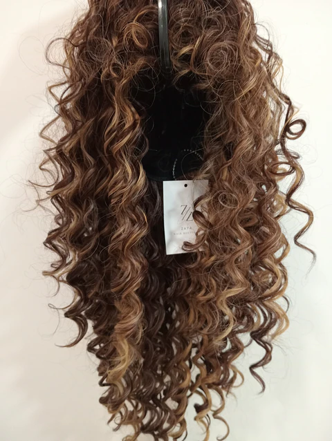 Peruca Wavy Morena Iluminada 63cm (250g)