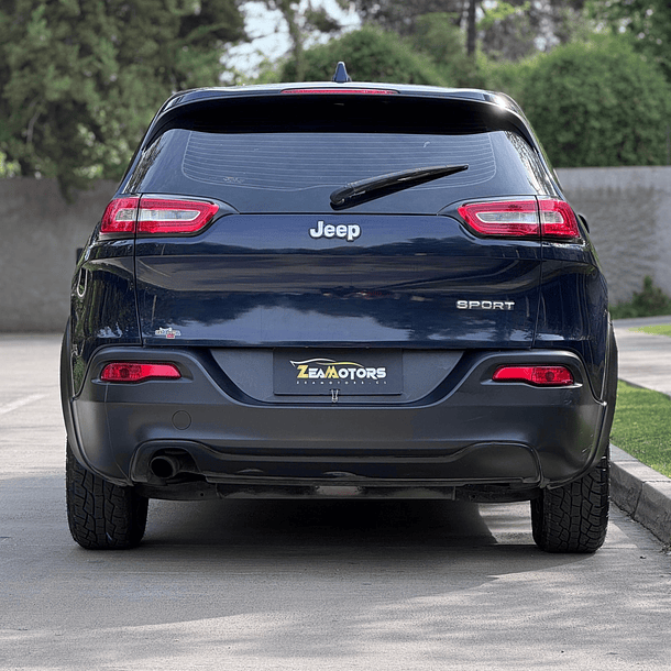 JEEP NEW CHEROKEE SPORT 2.4 AUT 2015 5