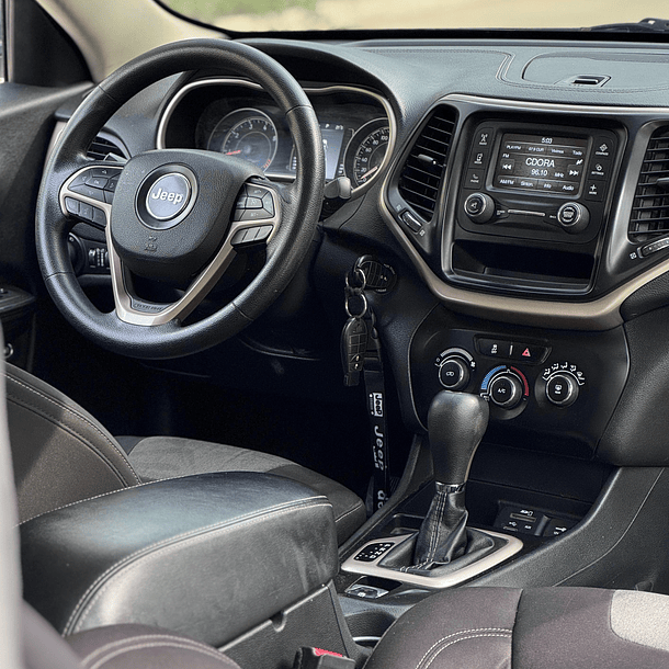 JEEP NEW CHEROKEE SPORT 2.4 AUT 2015 9