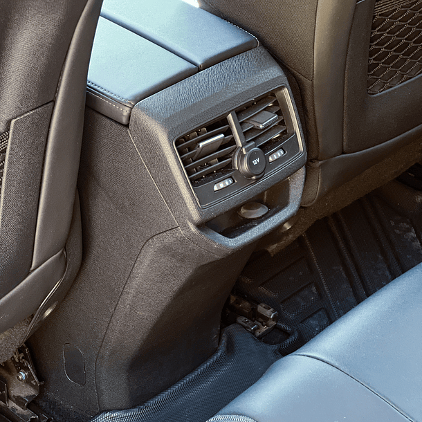 Peugeot 3008 1.5 BlueHDI 130 Active 2021 16