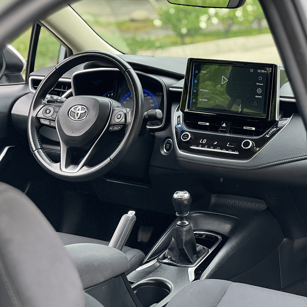 TOYOYA COROLLA XLI 2.0 MT 2021 10