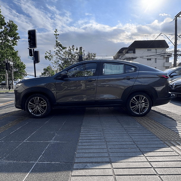 FIAT FASTBACK DRIVE CVT 1.0 2023 5