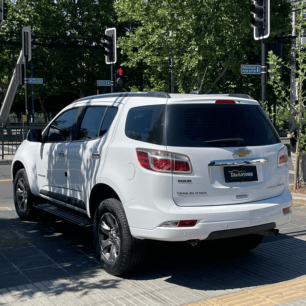 CHEVROLET TRAILBLAZER 2.8 PREMIER 4x4  2022 4