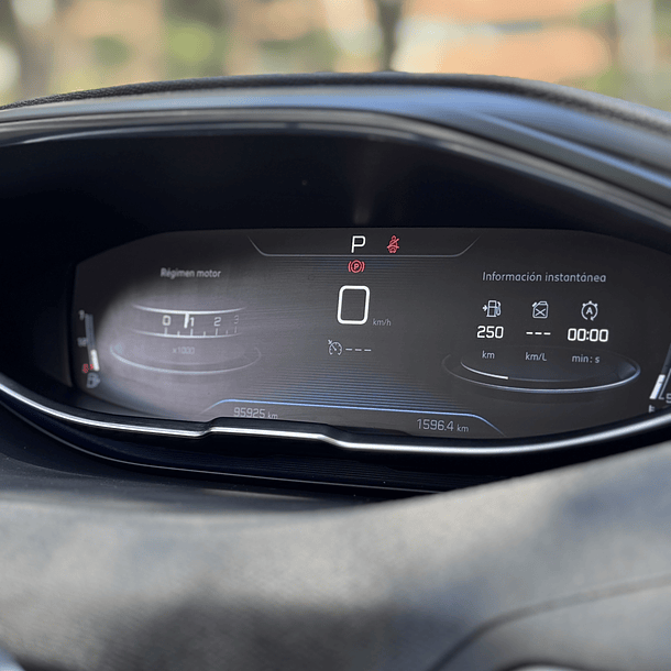 Peugeot 3008 1.5 BlueHDI 130 Active 2019 8