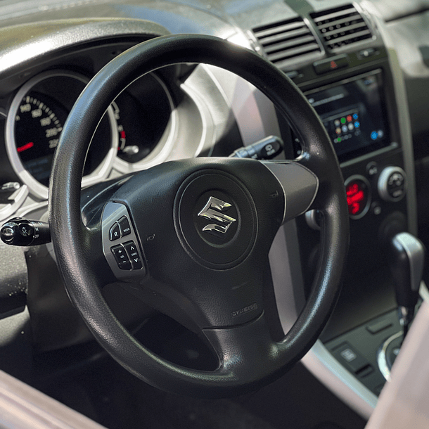 Suzuki Grand nomade 2.4 GLX Sport 4x4 2014 7
