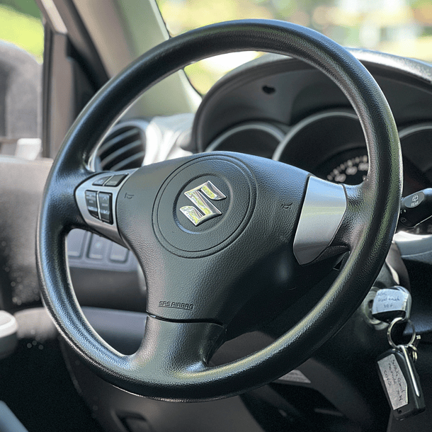 Suzuki Grand nomade 2.4 GLX Sport 4x4 2014 12