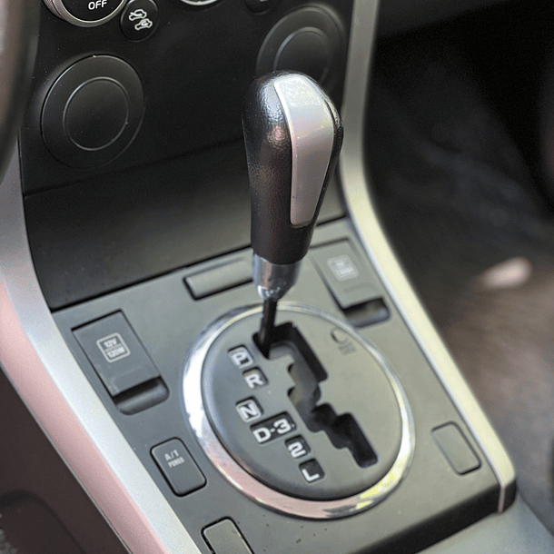 Suzuki Grand nomade 2.4 GLX Sport 4x4 2014 10