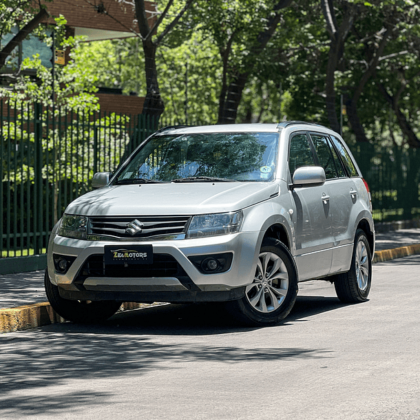 Suzuki Grand nomade 2.4 GLX Sport 4x4 2014 1