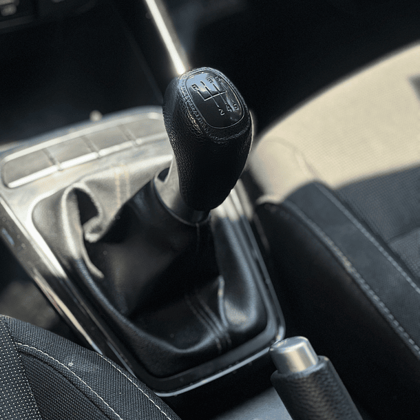 Kia Rio 5 EX 1.4 2019 12