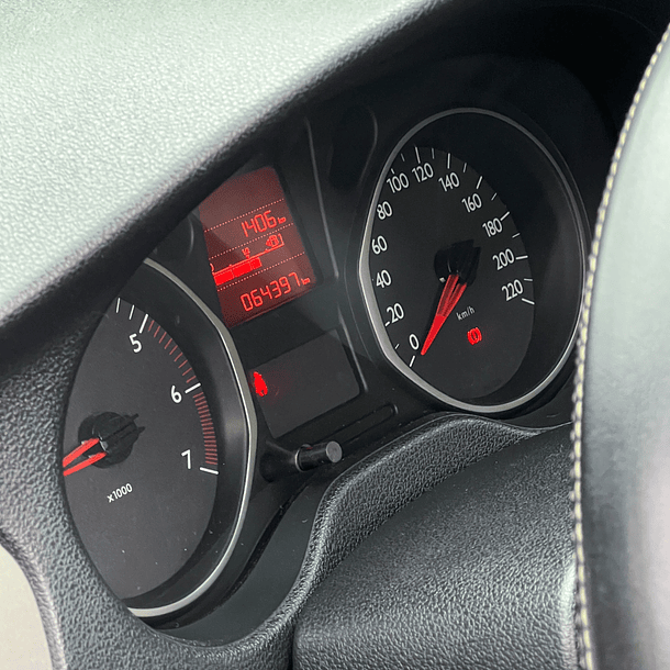 Citroen C-Elysee 1.6  2016 8