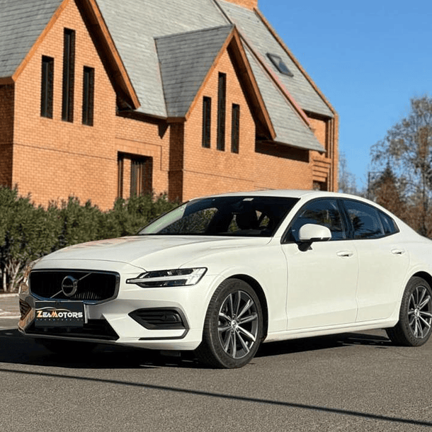 Volvo S60 2022 1