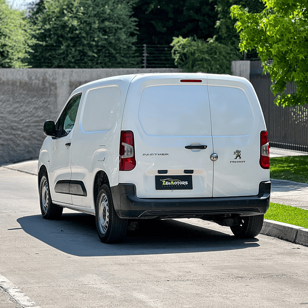 Peugeot Partner HDI 92 L1 1.6 2021 4