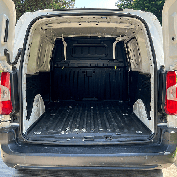 Peugeot Partner HDI 92 L1 1.6 2021 6