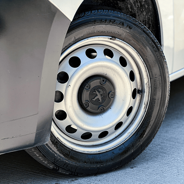 Peugeot Partner HDI 92 L1 1.6 2021 9