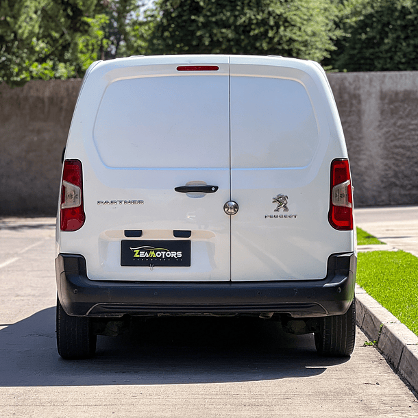 Peugeot Partner HDI 92 L1 1.6 2021 5