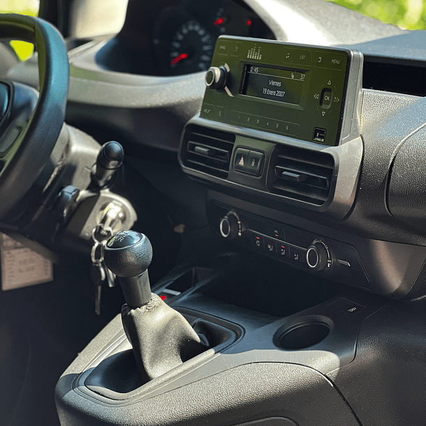 Peugeot Partner HDI 92 L1 1.6 2021 13