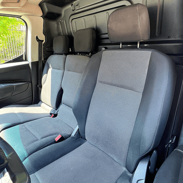 Peugeot Partner HDI 92 L1 1.6 2021 14