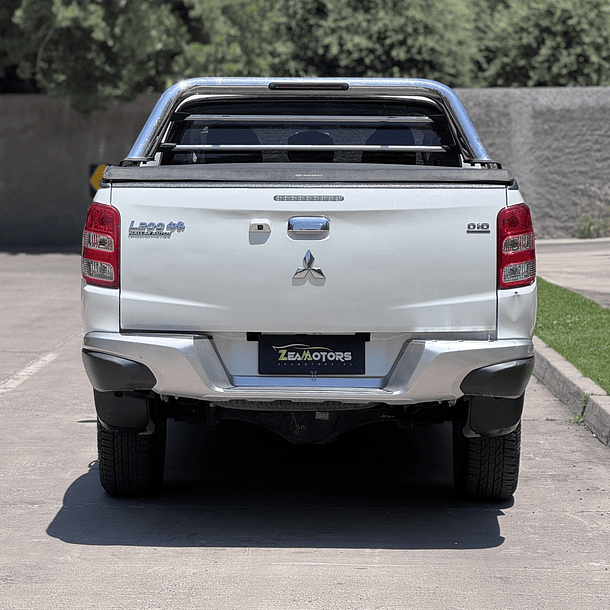 Mitsubishi L200 Dakar CRS 4x4 2.4 2019 3