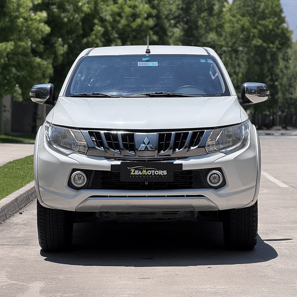 Mitsubishi L200 Dakar CRS 4x4 2.4 2019 2