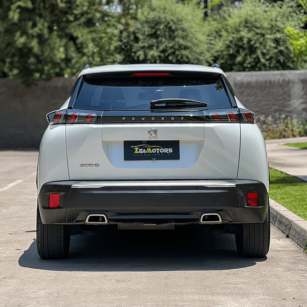 Peugeot  2008 1.2 Puretech 130 Allure Pack 2022 5