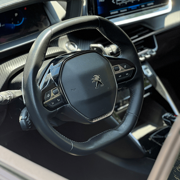 Peugeot  2008 1.2 Puretech 130 Allure Pack 2022 7