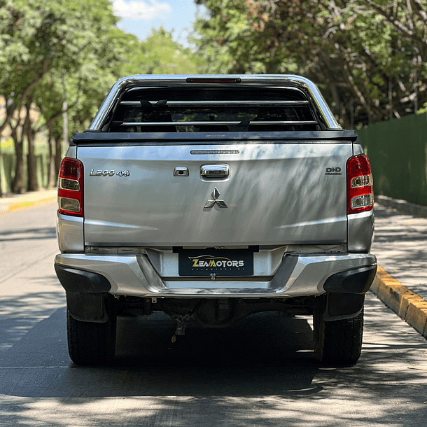 Mitsubishi NEW L200 DAKAR 4X4 2.4 AUT 2019 5