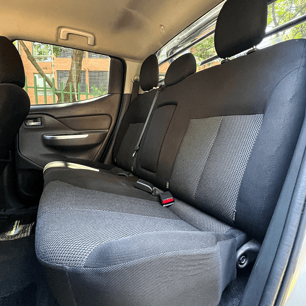 Mitsubishi NEW L200 DAKAR 4X4 2.4 AUT 2019 17