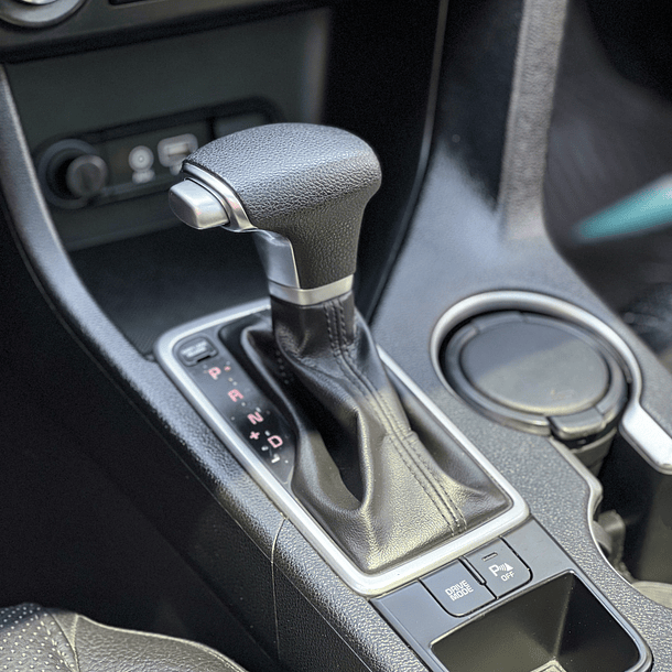 Kia Sportage LX 2.0 2018 12