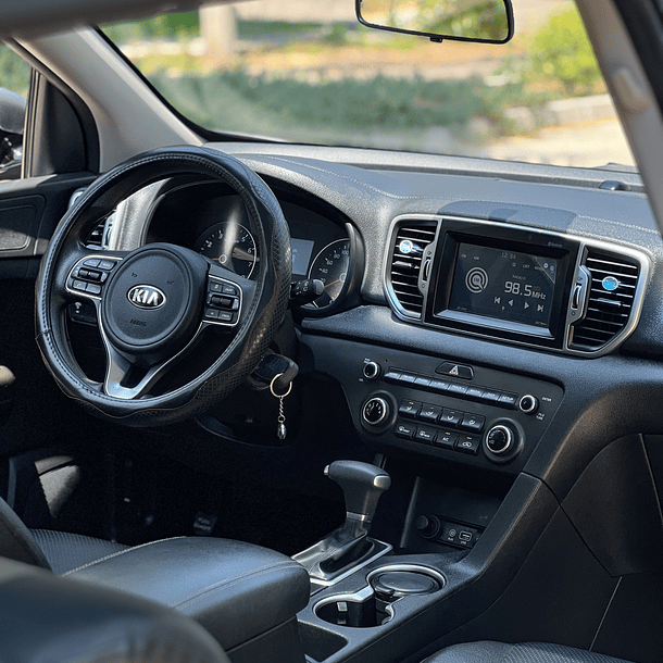 Kia Sportage LX 2.0 2018 11