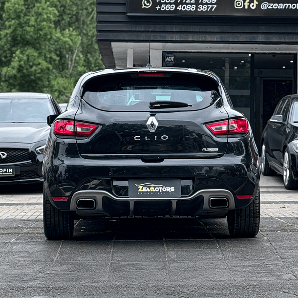 Renault Clio IV HB RS 1.6 AUT 2015 4