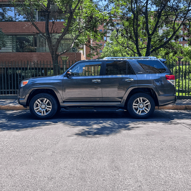 Toyota 4runner 4.0 Limited 4x4 2013 3