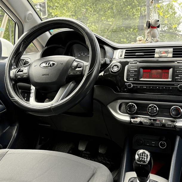 Kia rio 4 EX 1.4 2016  10