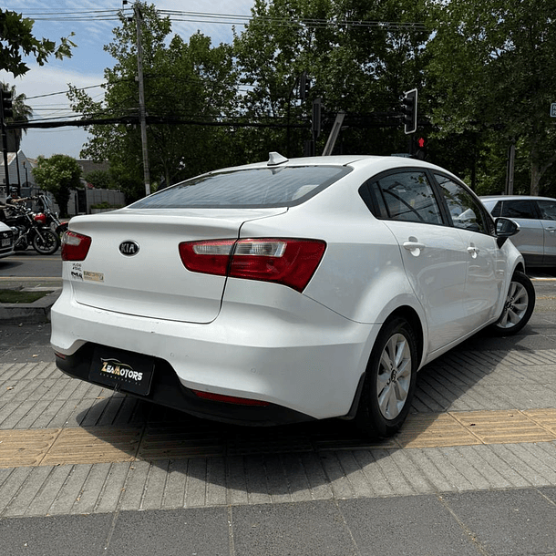Kia rio 4 EX 1.4 2016  11