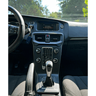 VOLVO V40 2.0 MT 2018 8