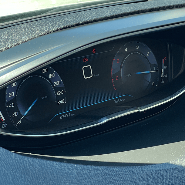 Peugeot 3008 1.5 BlueHDI 130 Active 2020 6