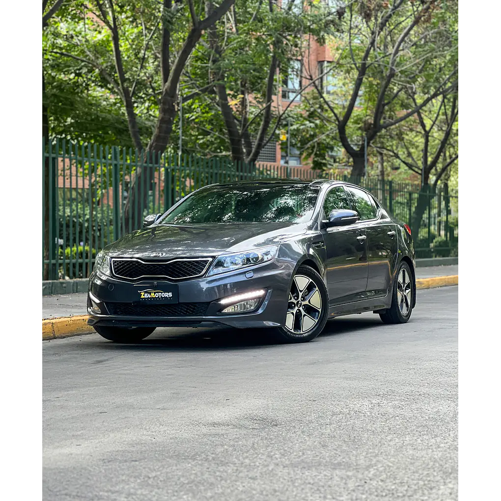 KIA 6 — foto 2 de 13