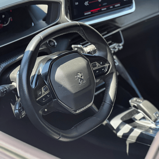 Peugeot  2008 1.2 Puretech 130 Allure Pack 2021 6