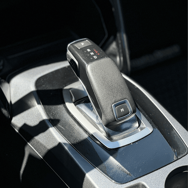 Peugeot  2008 1.2 Puretech 130 Allure Pack 2021 10